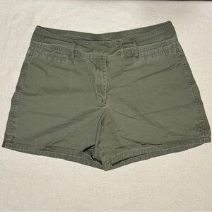 (12) Fashion Bug Army Green Cotton Shorts 4 pockets